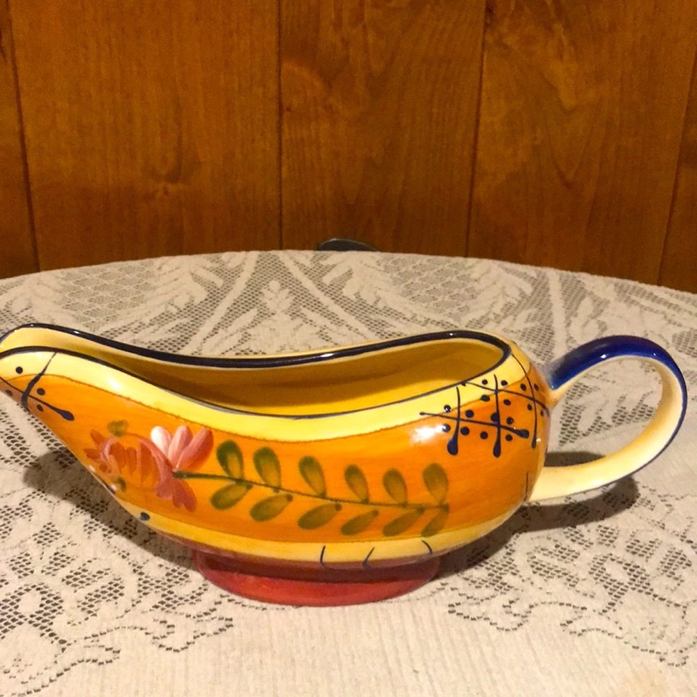 NWT Romance By Nanette Vacher Gravy Boat